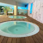 Camping Frantheor 5 étoiles