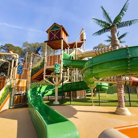 مكان تخييم Frantheor 5 Etoiles 5*